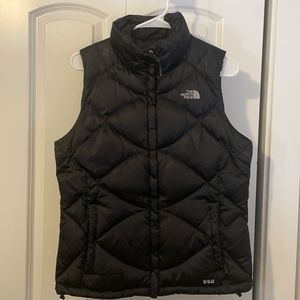 Puffy zip up NorthFace vest